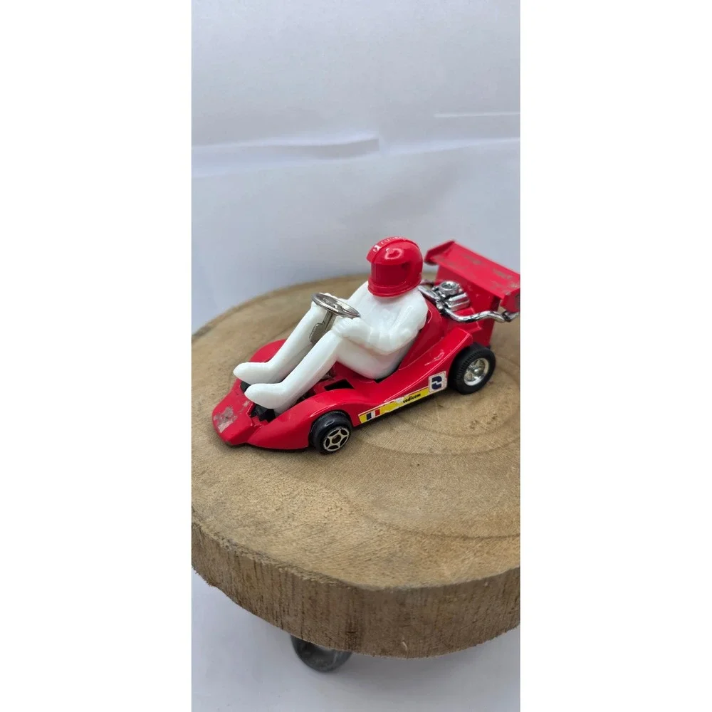 Vintage Red Diecast Go-Kart Toy Racer White Driver Pull Back Made in China